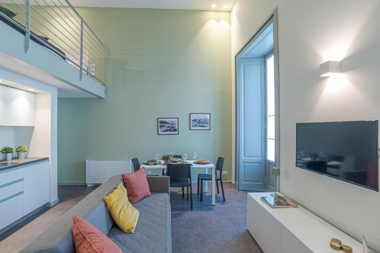 Suite Del Duomo - By MyhomeinКомо Экстерьер фото