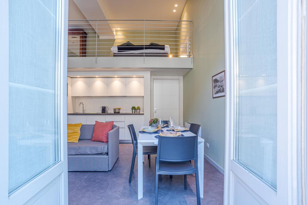 Suite Del Duomo - By MyhomeinКомо Экстерьер фото
